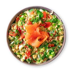 Leichter Couscous Salat mit Lachs