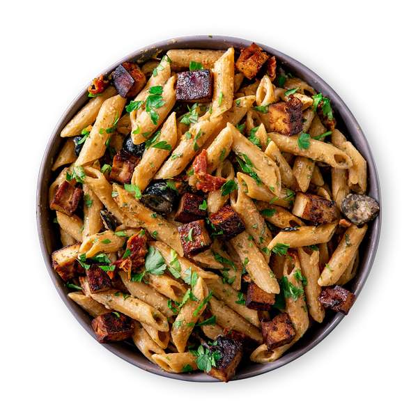 Cremige One Pot Pasta mit Tofu von feastr